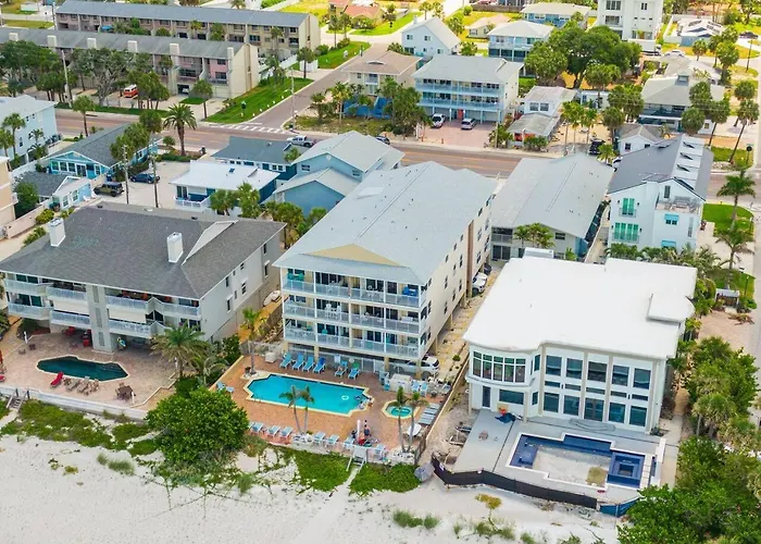 Indian Rocks Beachside Pool & Steps To Clearwater Beach
